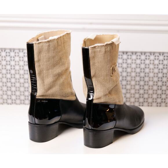 Chanel Beige Paris-Grece CC Canvas Colorblock Pattern Leather Boots (Size 39) - Picture 4 of 7